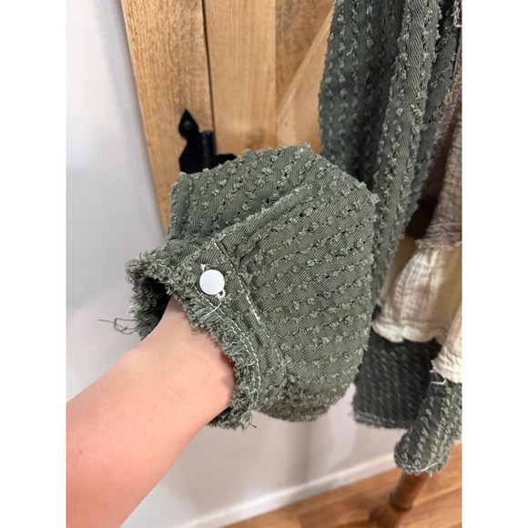 POL Olive Green Cropped Boho Hoodie Sweater Floral Tiered Gauze UWT604 Large - Picture 2 of 6